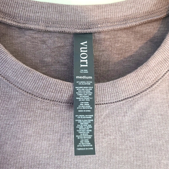 VUORI Pose Fitted Ribbed Crop Tee in Sawyer - Picture 4 of 8